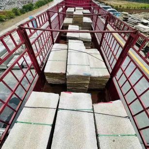 莆田 黄金麻花岗岩荔枝面，光面毛板装车完成