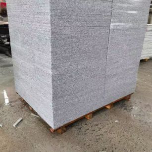 莆田 芝麻白火烧面1.8厚300*600地铺石，尺寸标准，厚薄均匀