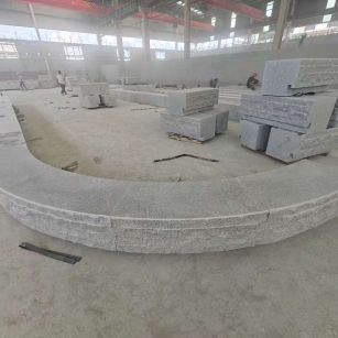 莆田 芝麻白异形坐凳，自然面光面弧形加工