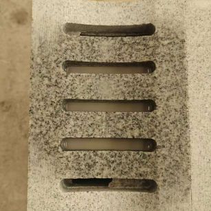 莆田 芝麻白拉丝面花岗岩U型开槽排水槽