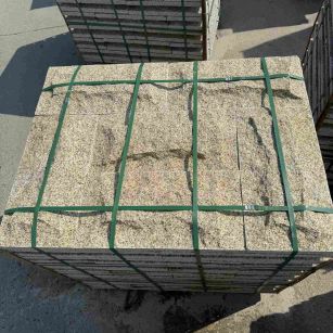 莆田 黄金麻花岗岩石材自然面蘑菇石成品