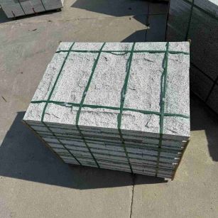 莆田 白麻花岗岩石材自然面蘑菇石成品