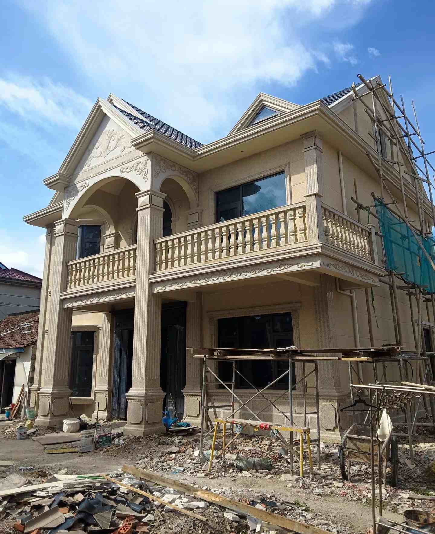 莆田 黄金麻花岗岩石材私人别墅雕花门楼柱阳台栏杆