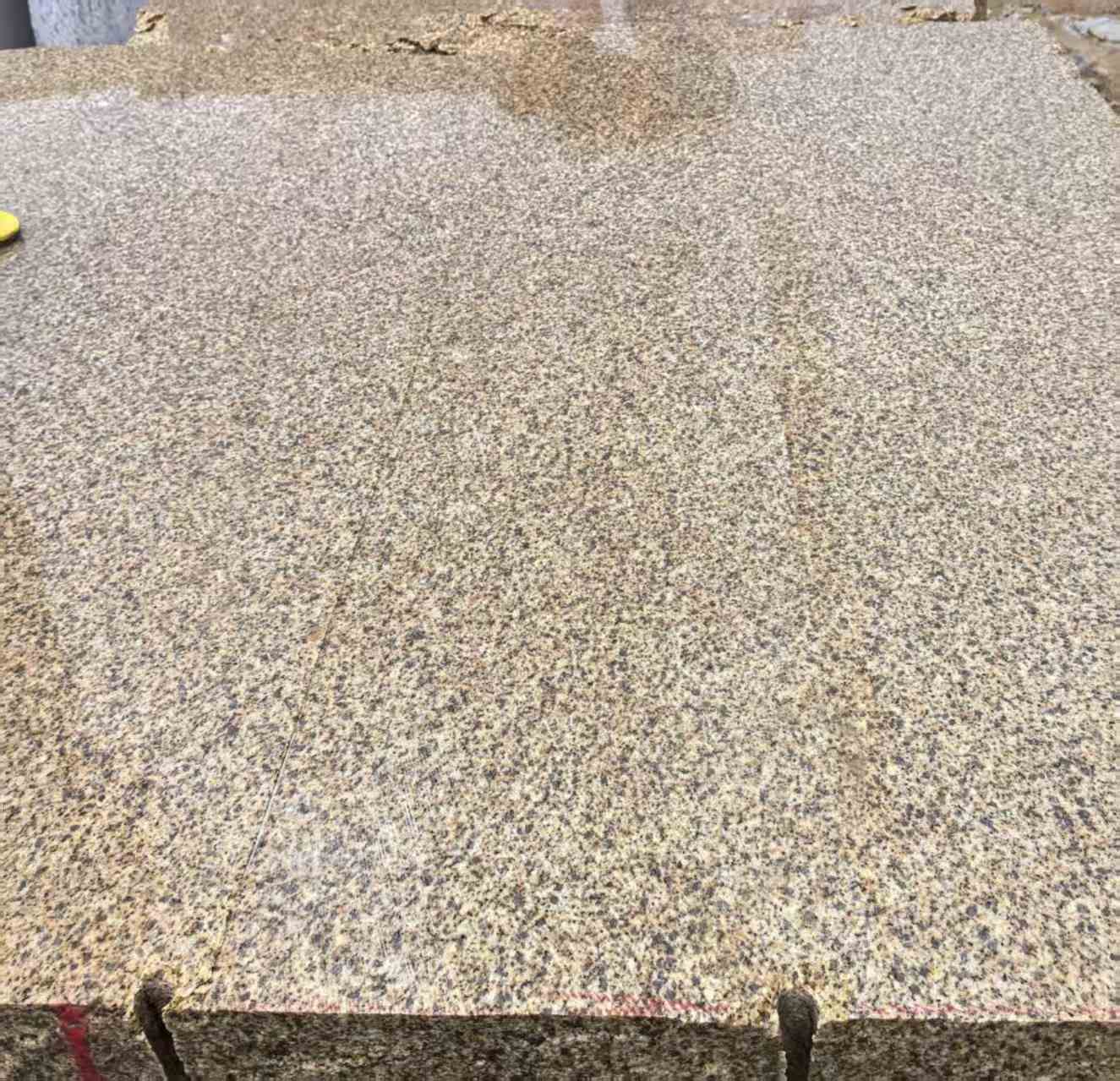 莆田 黄金麻花岗岩石材方料