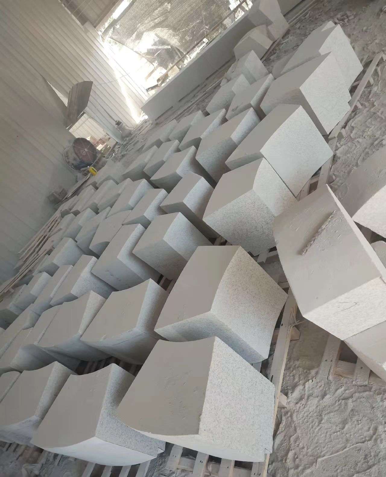 莆田 白麻花岗岩异形坐凳