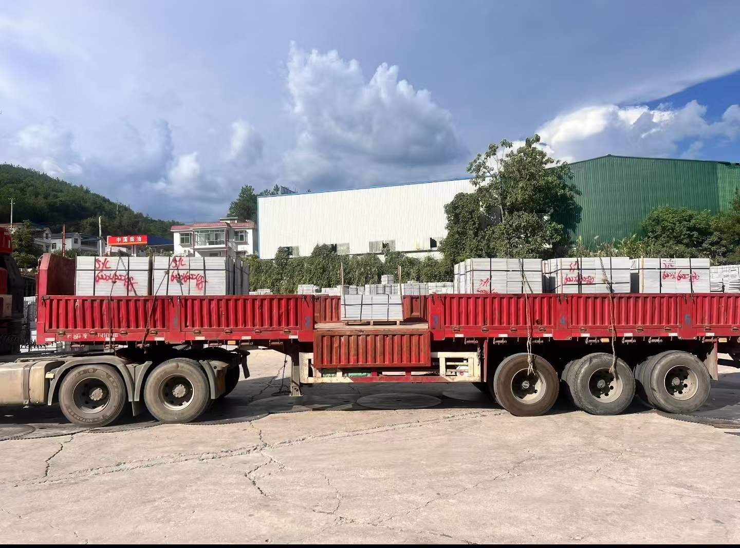 莆田 芝麻灰花岗岩地铺石出货日常