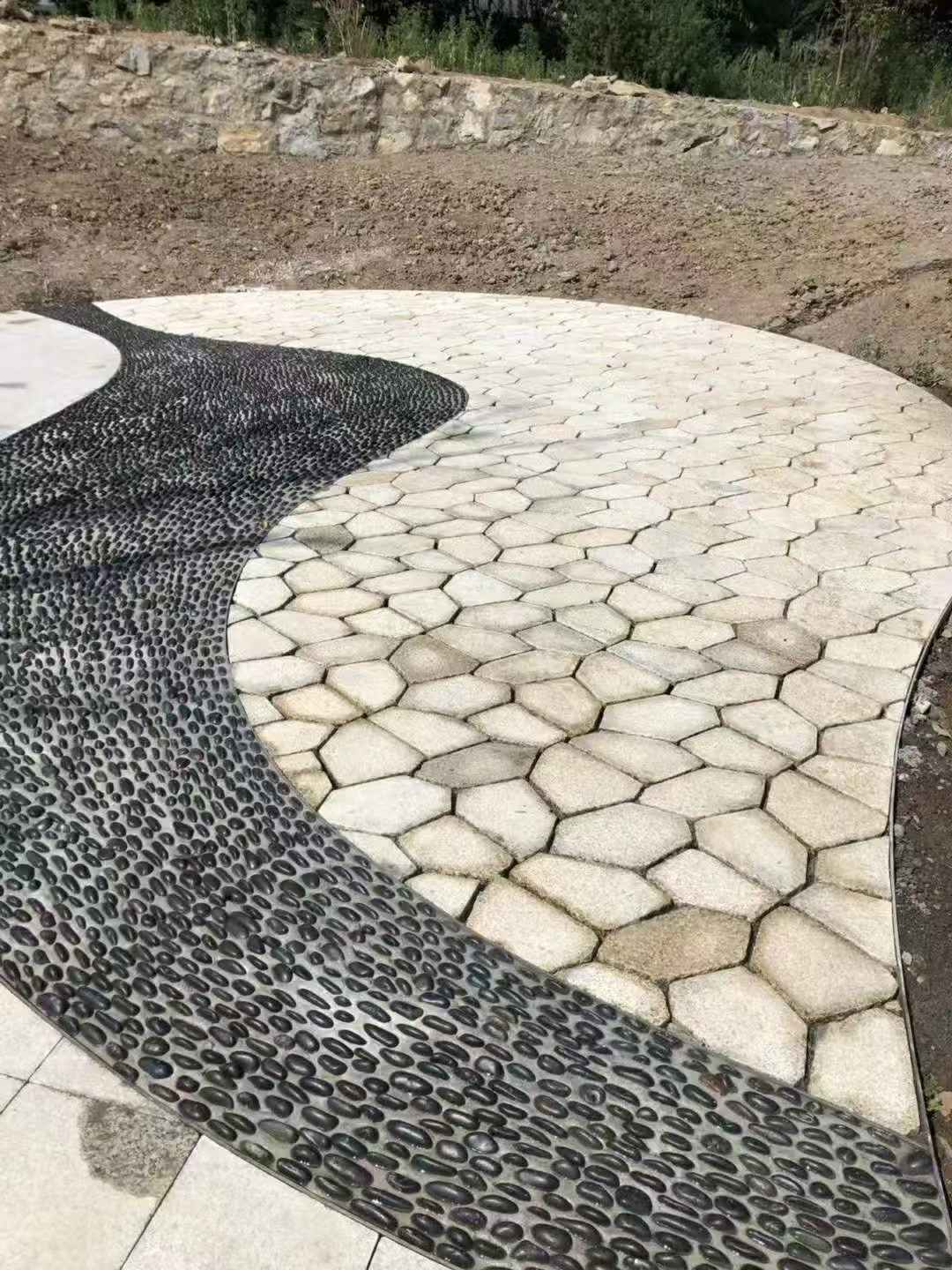 莆田 黄金麻冰裂纹地铺石工地铺装案例