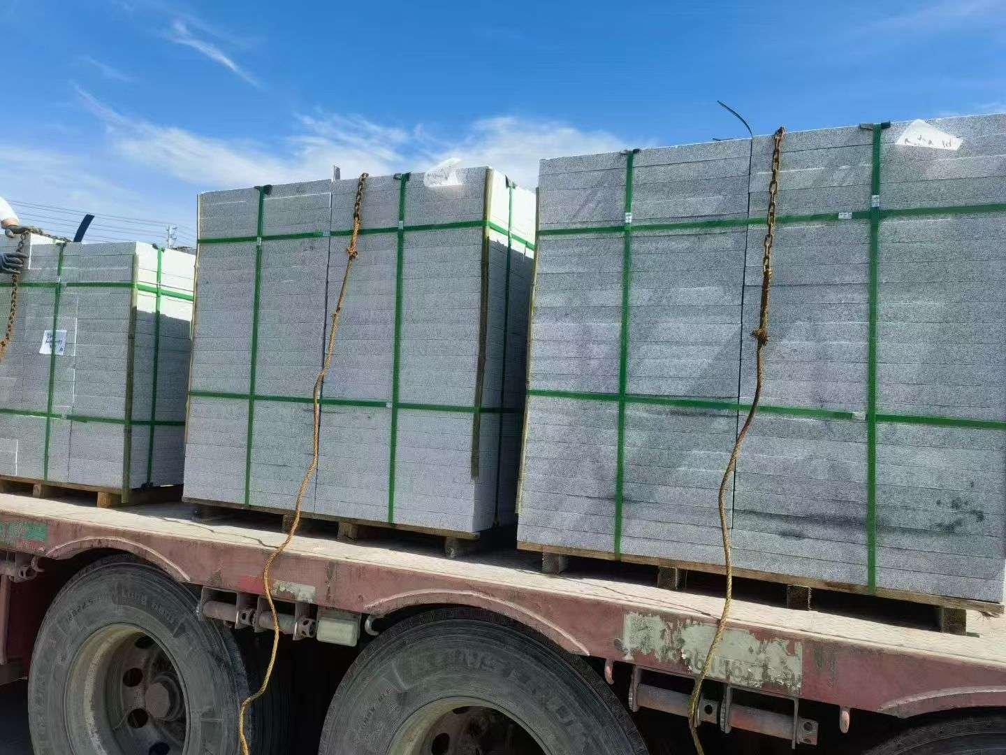 莆田 芝麻白花岗岩地铺石装车日常