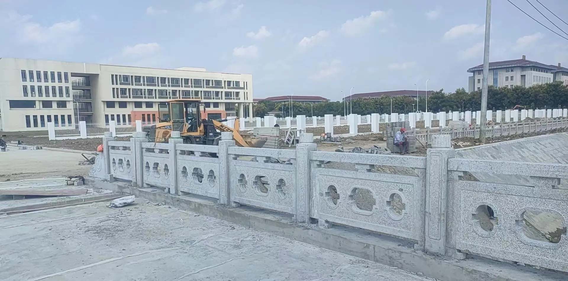 莆田 白麻花岗岩荔枝面河道栏杆