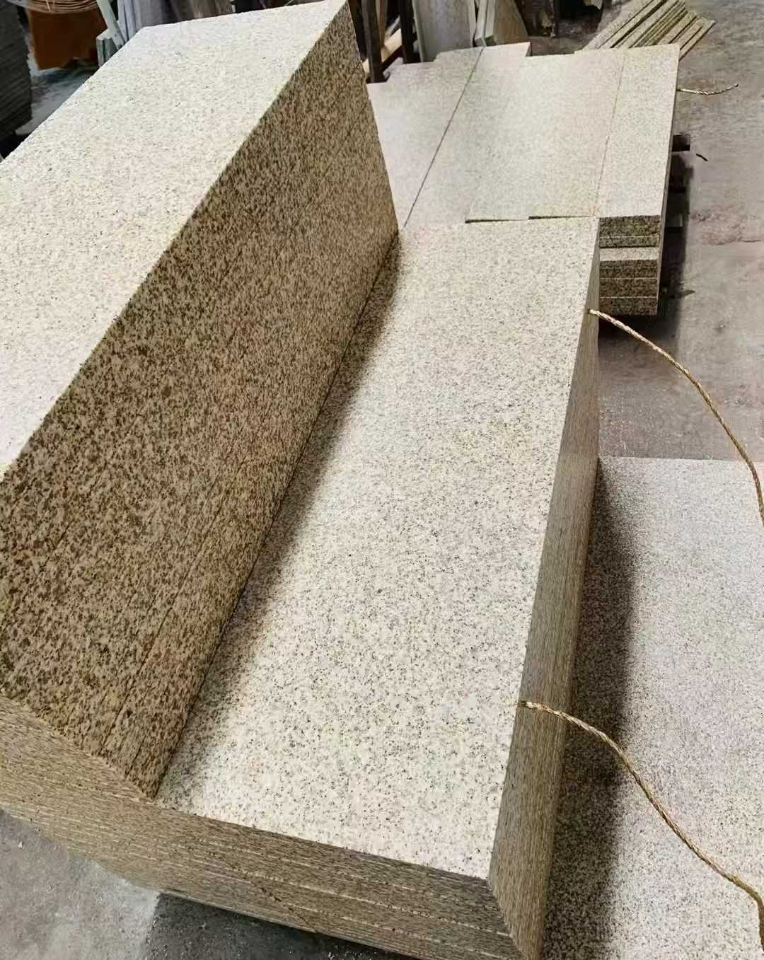 莆田 黄金麻荔枝面外墙干挂成品