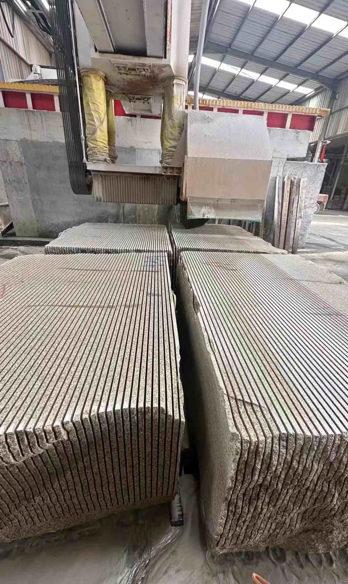 莆田 车间生产日常，黄金麻白麻花岗岩