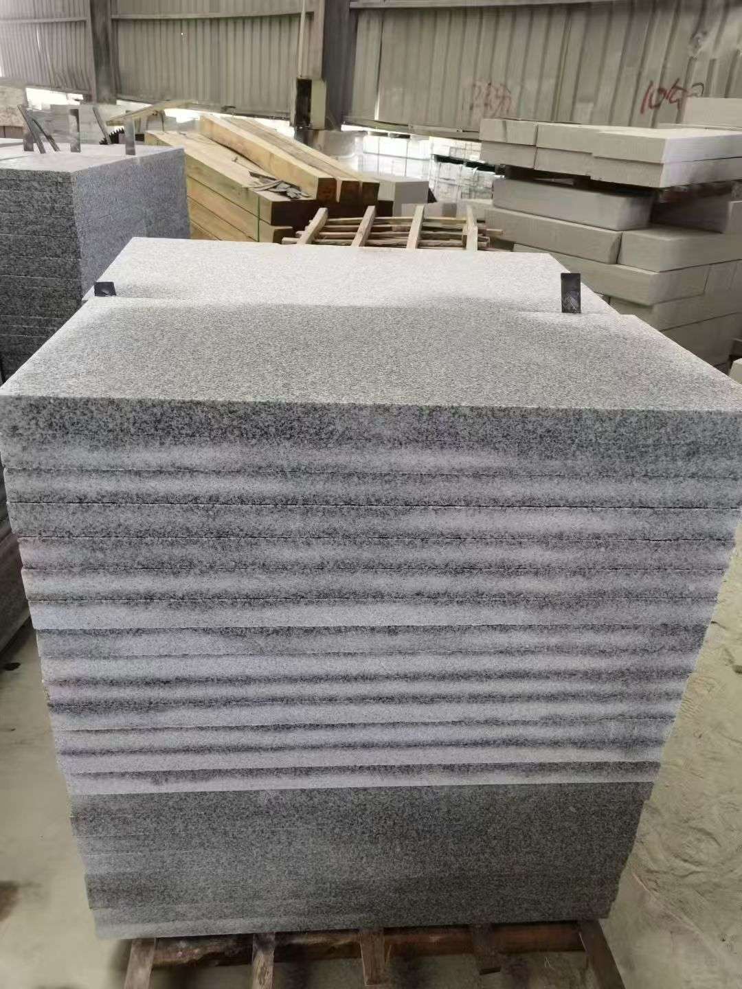 莆田 芝麻白5公分火烧地铺成品，900*400，规格可定制