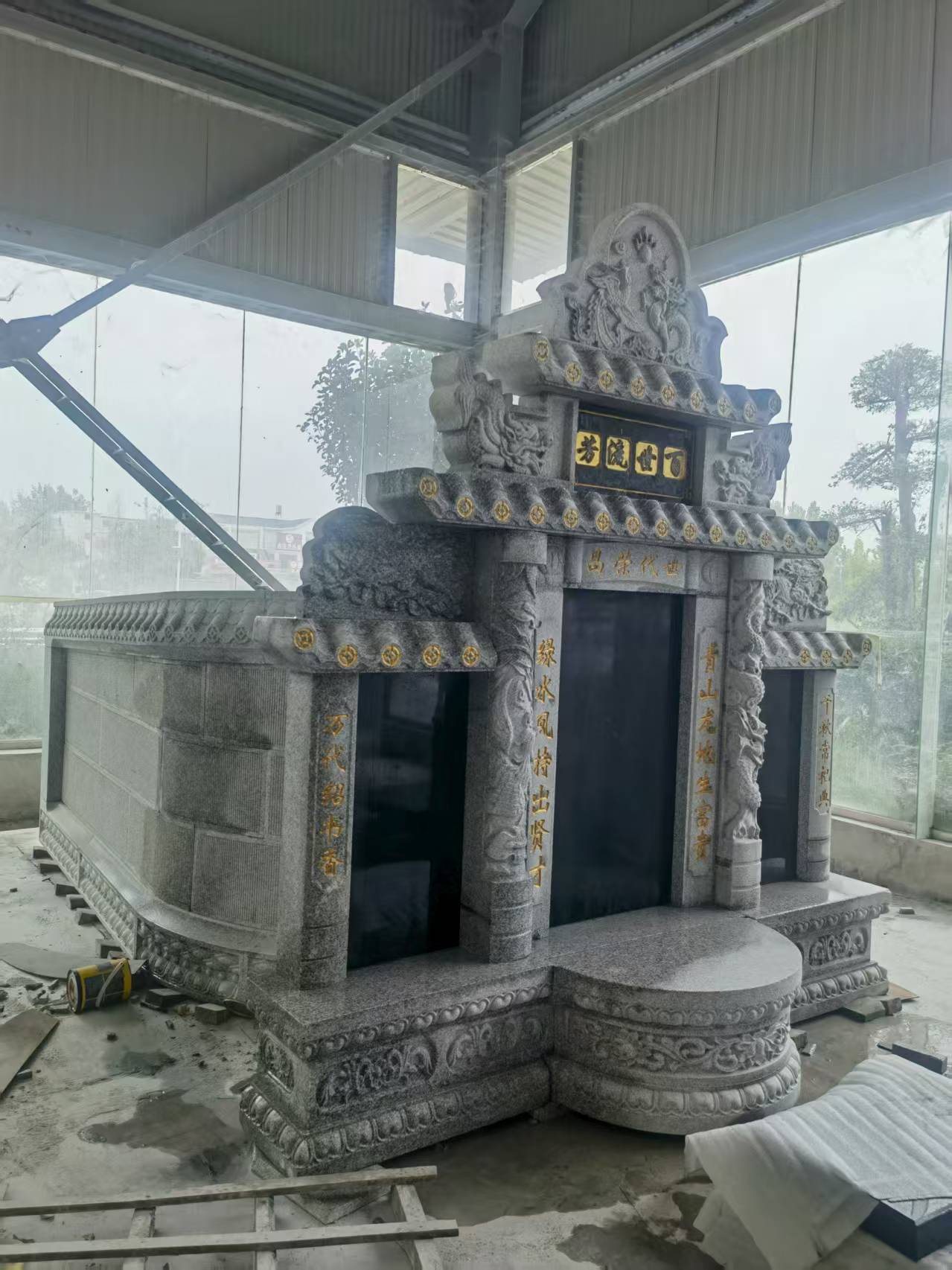 莆田 芝麻白墓碑效果展示图